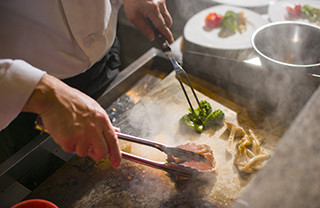 お食事処 きぬ川 馬留(バル)